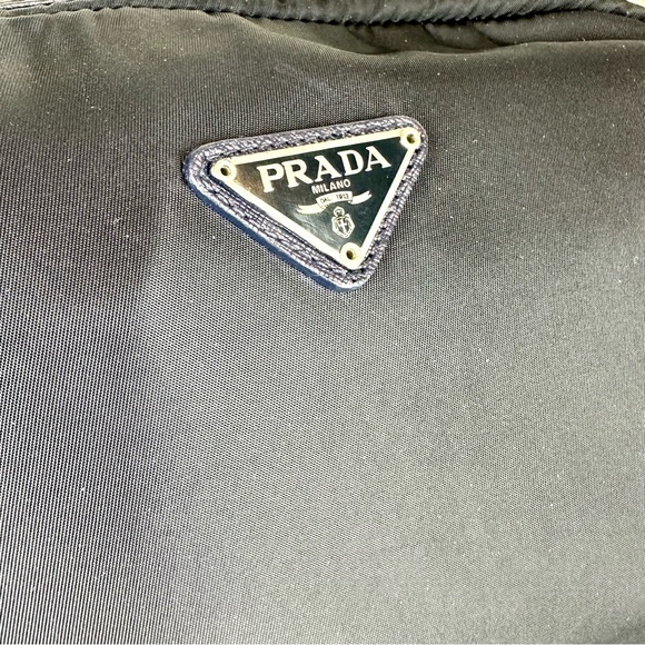 Prada Nylon Navy Blue crossbody or bum bag pouch with chain and dust bag - Picture 6 of 15